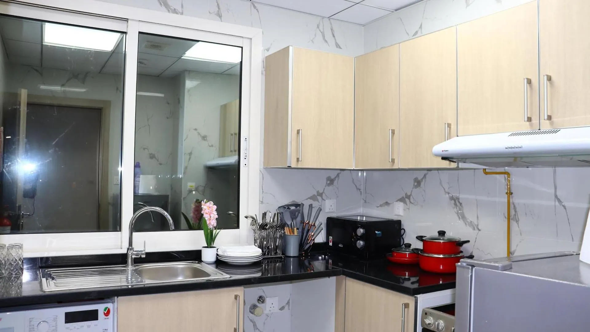 Homestay City Life Vacation Homes Rental Llc Dubai